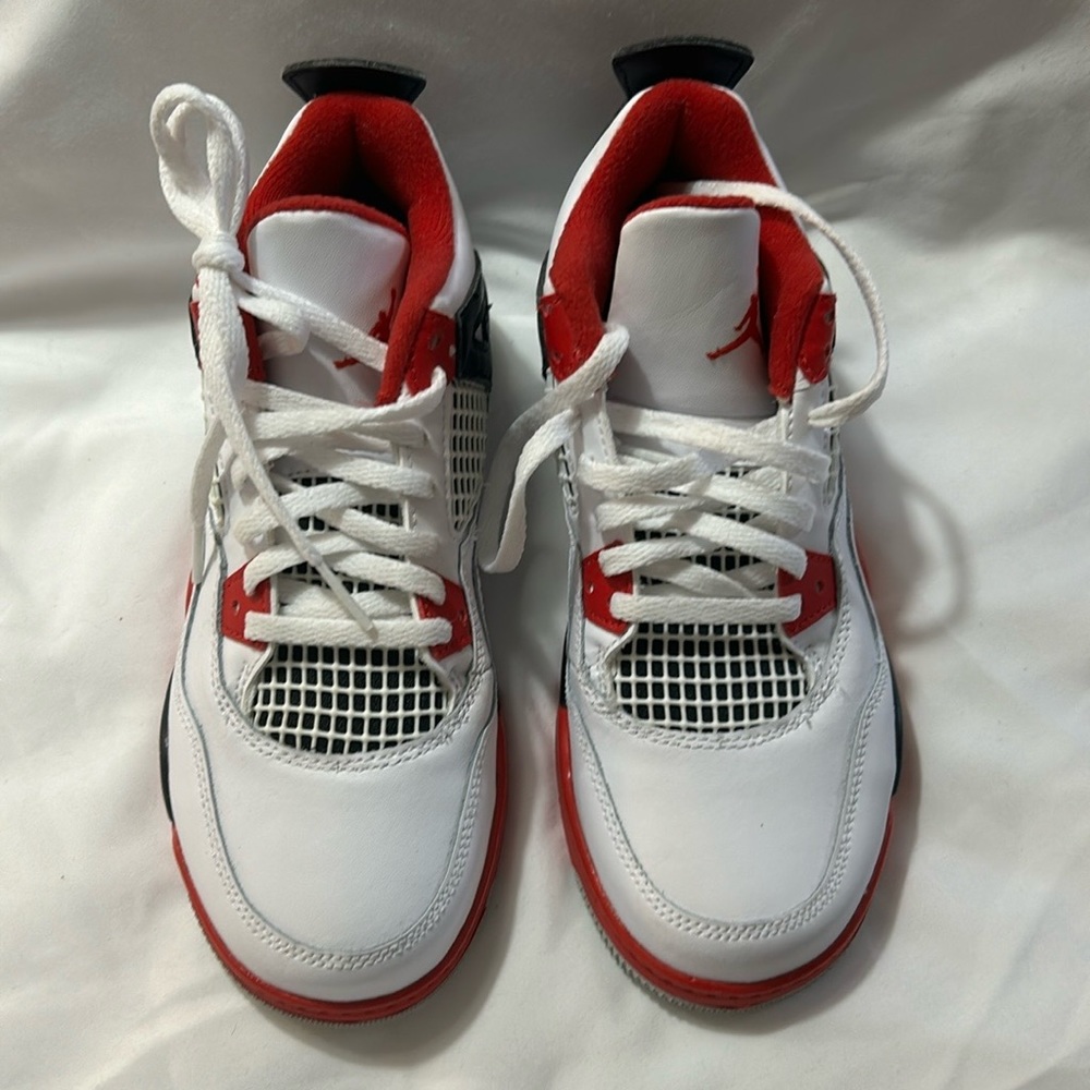 Youth, Air Jordan 4 Retro “Fire Red” 2020